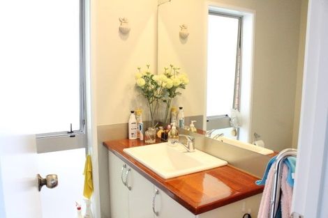 Photo of property in 48 Orangewood Drive, Northpark, Auckland, 2013