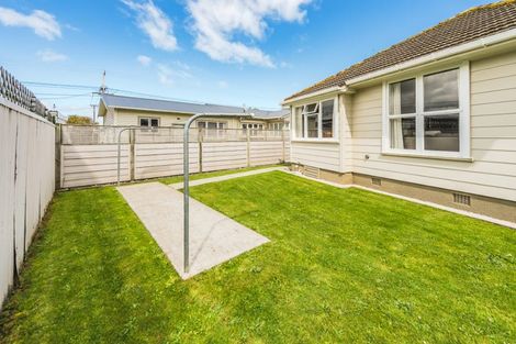 Photo of property in 12 Bignell Street, Gonville, Whanganui, 4501
