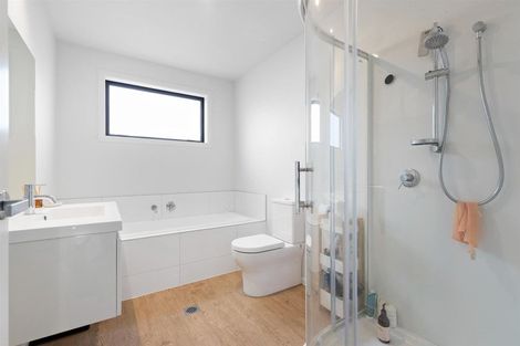 Photo of property in 43 Howden Drive, Jacks Point, 9371