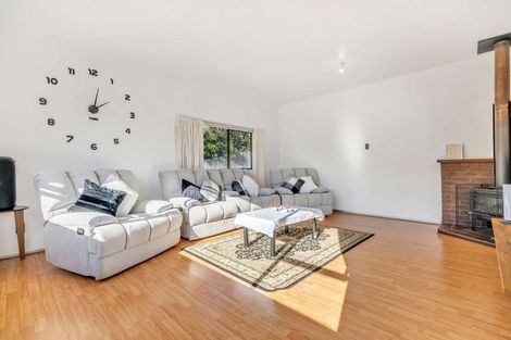 Photo of property in 11 Dunton Drive, Welcome Bay, Tauranga, 3112