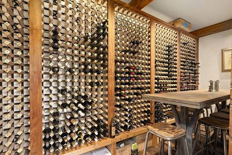 Photo of property in 12 Easdale Street, Kelburn, Wellington, 6012