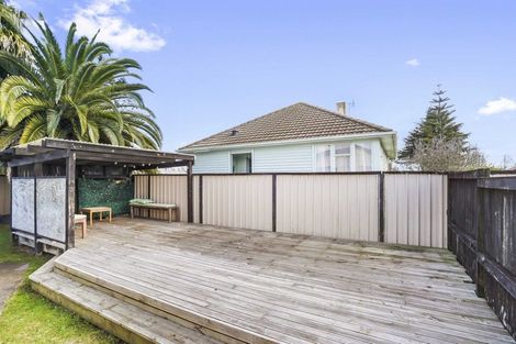 Photo of property in 54 Ross Crescent, Fairfield, Hamilton, 3214