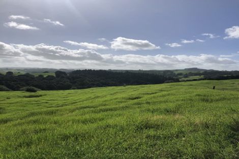 Photo of property in 504b Wairere Road, Maungaturoto, 0571