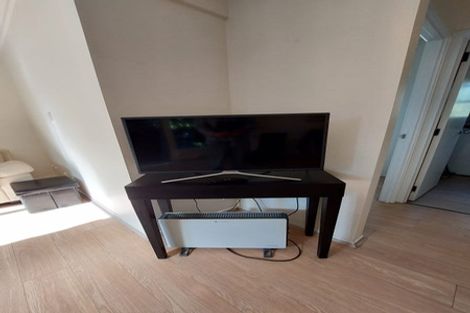 Photo of property in 9/18 Parr Terrace, Castor Bay, Auckland, 0620