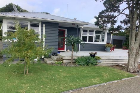 Photo of property in 28a Old Road South, Okato, 4335