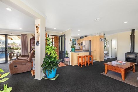 Photo of property in 52 Fishlock Road, Te Arai, Wellsford, 0974