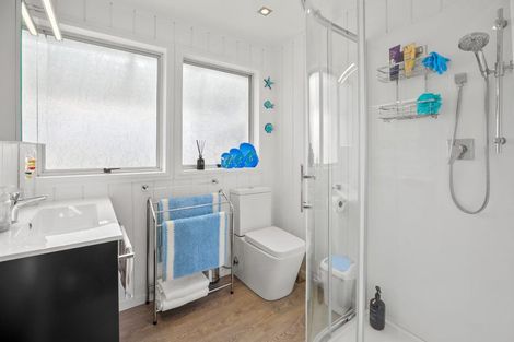 Photo of property in 10 Tatahi Street, Te Puru, Thames, 3575