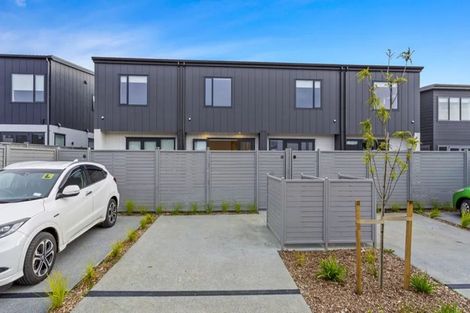 Photo of property in 24 Park Green Avenue, Rosehill, Papakura, 2113