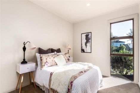 Photo of property in 7 Ferry Parade, Herald Island, Auckland, 0618