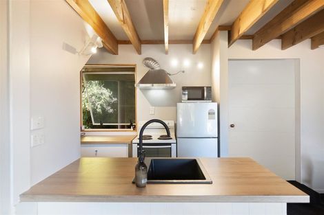 Photo of property in 18b Mackinnon Terrace, Sunshine Bay, Queenstown, 9300