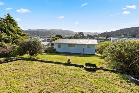 Photo of property in 26 Antrim Crescent, Wainuiomata, Lower Hutt, 5014
