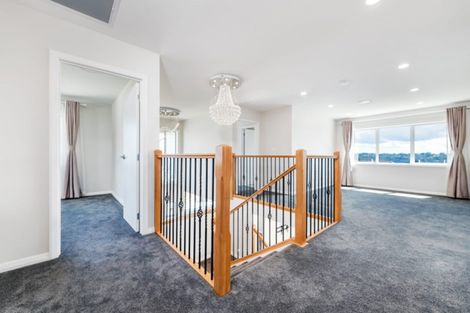 Photo of property in 22 Mackay Drive, Greenhithe, Auckland, 0632