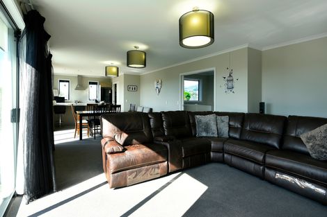 Photo of property in 31 Kendall View, Stoke, Nelson, 7011