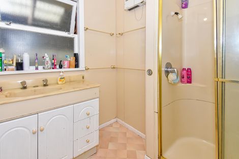 Photo of property in 2 Birdwood Road, Pukekohe, 2120