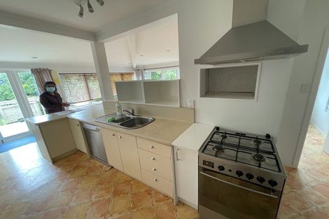 Photo of property in 155 Glenfield Road, Hillcrest, Auckland, 0626