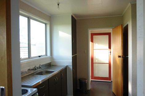 Photo of property in 33 Gloucester Street, Patea, 4520