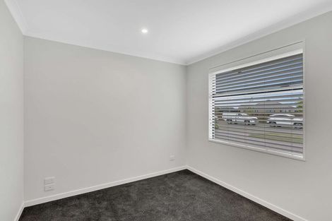 Photo of property in 10 Lesser Close, Rolleston, 7615