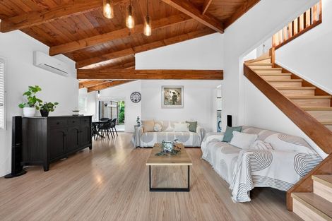 Photo of property in 2/36 Gatman Street, Birkdale, Auckland, 0626