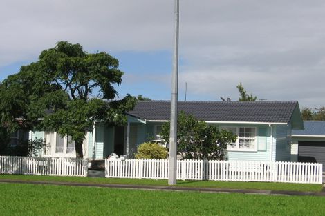 Photo of property in 63 Universal Drive, Henderson, Auckland, 0610