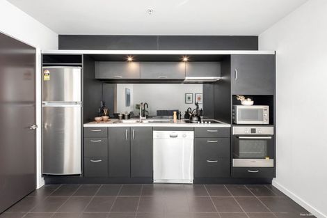 Photo of property in 2a/1 Hanson Street, Mount Cook, Wellington, 6021