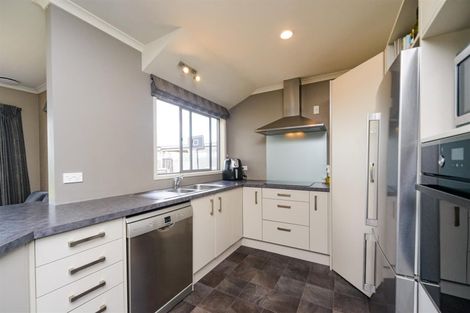 Photo of property in 32a Phillips Street, Sanson, 4817