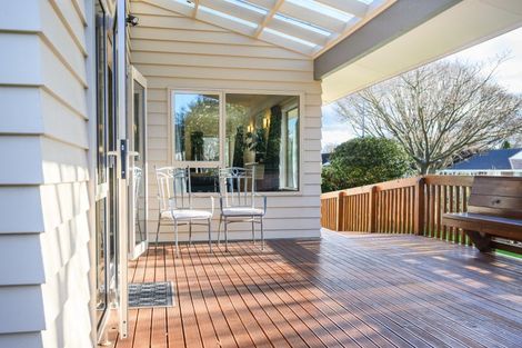 Photo of property in 14 Churchill Avenue, Hokowhitu, Palmerston North, 4410