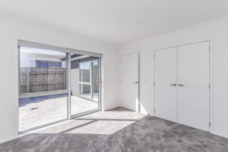 Photo of property in 44a-b Egmont Road, Waiwhakaiho, New Plymouth, 4312