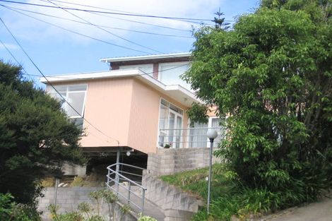 Photo of property in 37 Spencer Street, Crofton Downs, Wellington, 6035