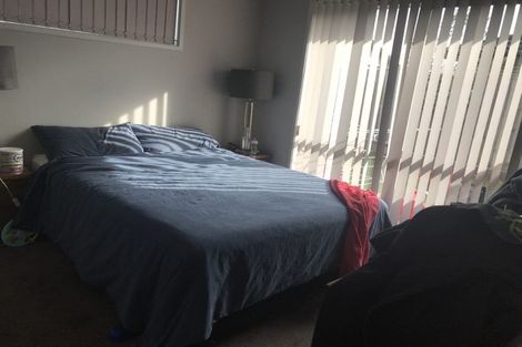 Photo of property in 15 Captain Mitchell Drive, Opaheke, Papakura, 2113