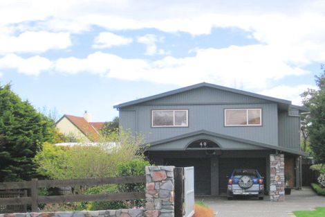 Photo of property in 40 Harvey Street, Waipahihi, Taupo, 3330