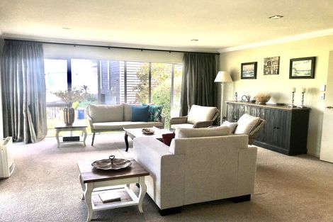 Photo of property in 119 Beach Road, Castor Bay, Auckland, 0620