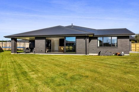 Photo of property in 10 Kararaina Close, Whalers Gate, New Plymouth, 4310