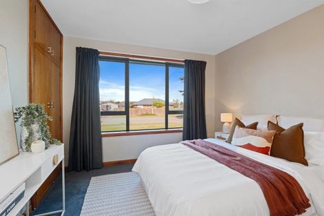 Photo of property in 223 Mairehau Road, Burwood, Christchurch, 8083