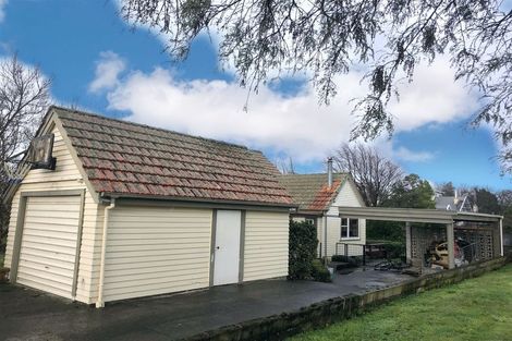 Photo of property in 1 Edward Street, Dannevirke, 4930