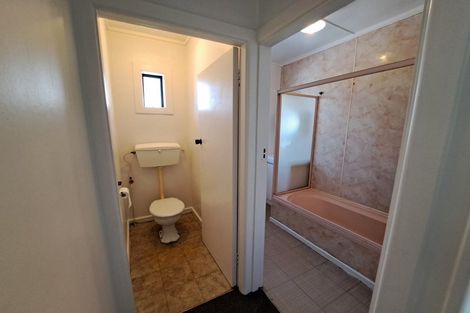 Photo of property in 88 Nikau Street, New Lynn, Auckland, 0600