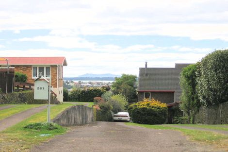 Photo of property in 261 Bellevue Road, Bellevue, Tauranga, 3110
