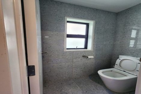 Photo of property in 128b Hutchinsons Road, Bucklands Beach, Auckland, 2014