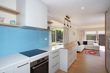 Photo of property in 1/66 Orangewood Drive, Northpark, Auckland, 2013