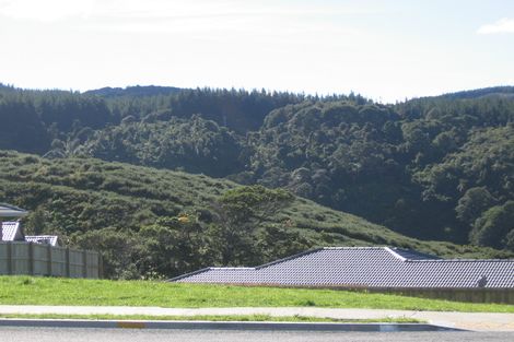 Photo of property in 1 Frankie Stevens Place, Riverstone Terraces, Upper Hutt, 5018