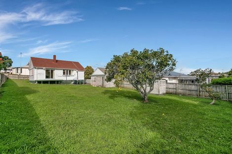Photo of property in 97 Hillsborough Road, Hillsborough, Auckland, 1042