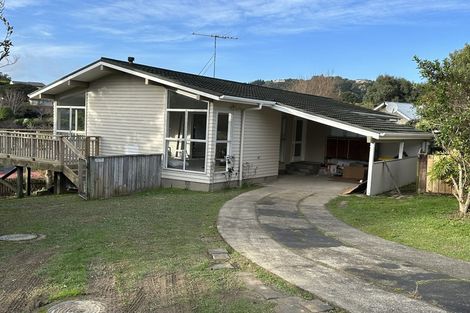 Photo of property in 33 Woolwich Close, Whitby, Porirua, 5024