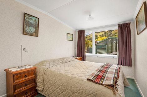 Photo of property in 72 Hazlett Street, Clyde, 9330