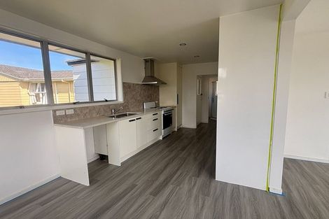 Photo of property in 2 Arnhem Place, Pukekohe, 2120