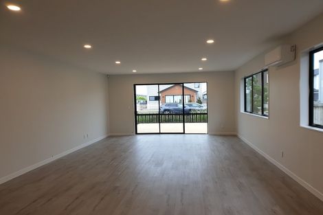 Photo of property in 22 Pinefield Road, Whenuapai, Auckland, 0618