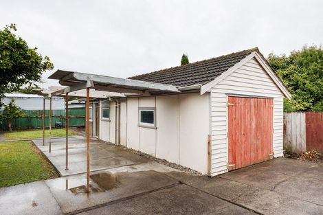 Photo of property in 24 Vernon Avenue, Takaro, Palmerston North, 4412