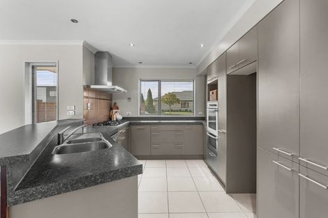 Photo of property in 29 Te Pihopa Way, Aidanfield, Christchurch, 8025