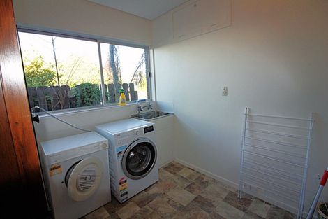 Photo of property in 24 Gunn Street, Te Anau, 9600