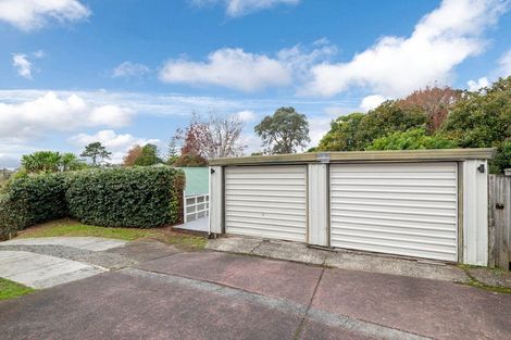 Photo of property in 2/7 Taurus Crescent, Beach Haven, Auckland, 0626