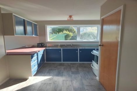 Photo of property in 1b Acacia Avenue, Maungaraki, Lower Hutt, 5010