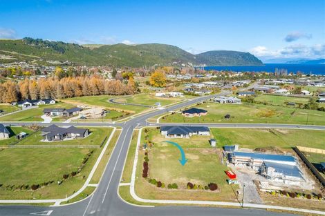 Photo of property in 1 Kahikatea Drive, Kinloch, Taupo, 3377